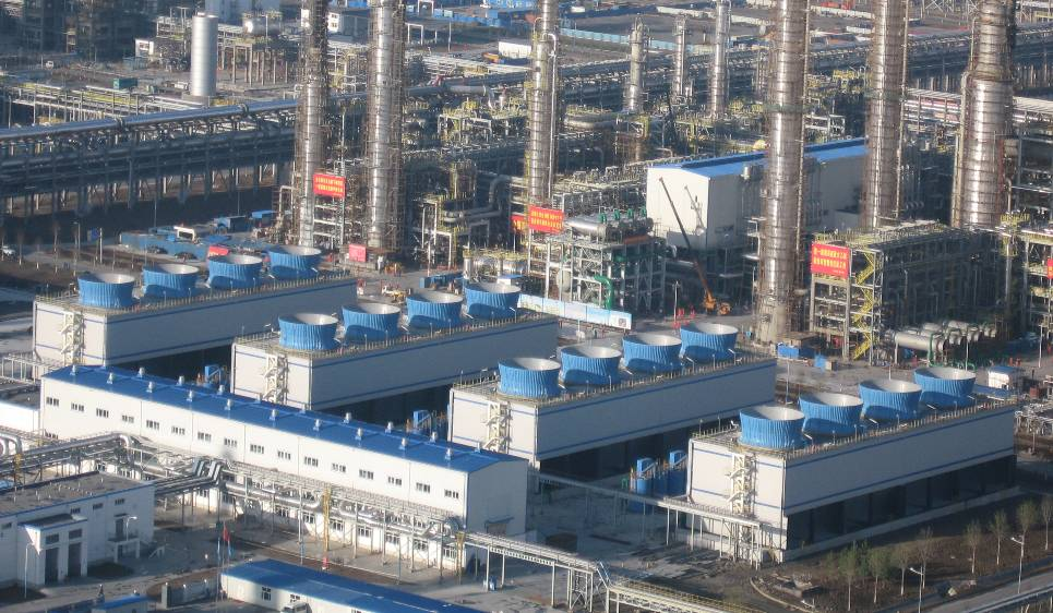 <strong>全面解析工業冷卻塔穩定運行的核心：冷卻塔填料對濁度的要求與精準控制</strong>