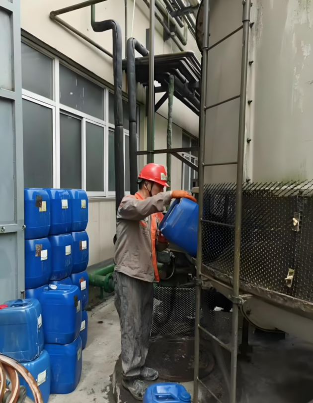 冷卻塔清洗的兩種方案